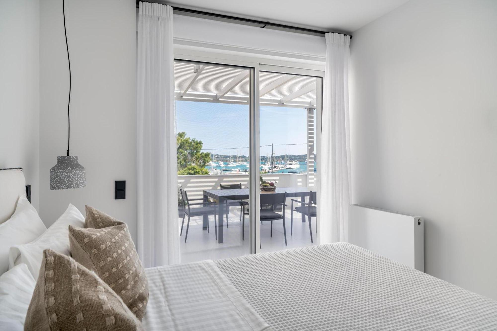Marina Suite Πόρτο Χέλι Εξωτερικό φωτογραφία